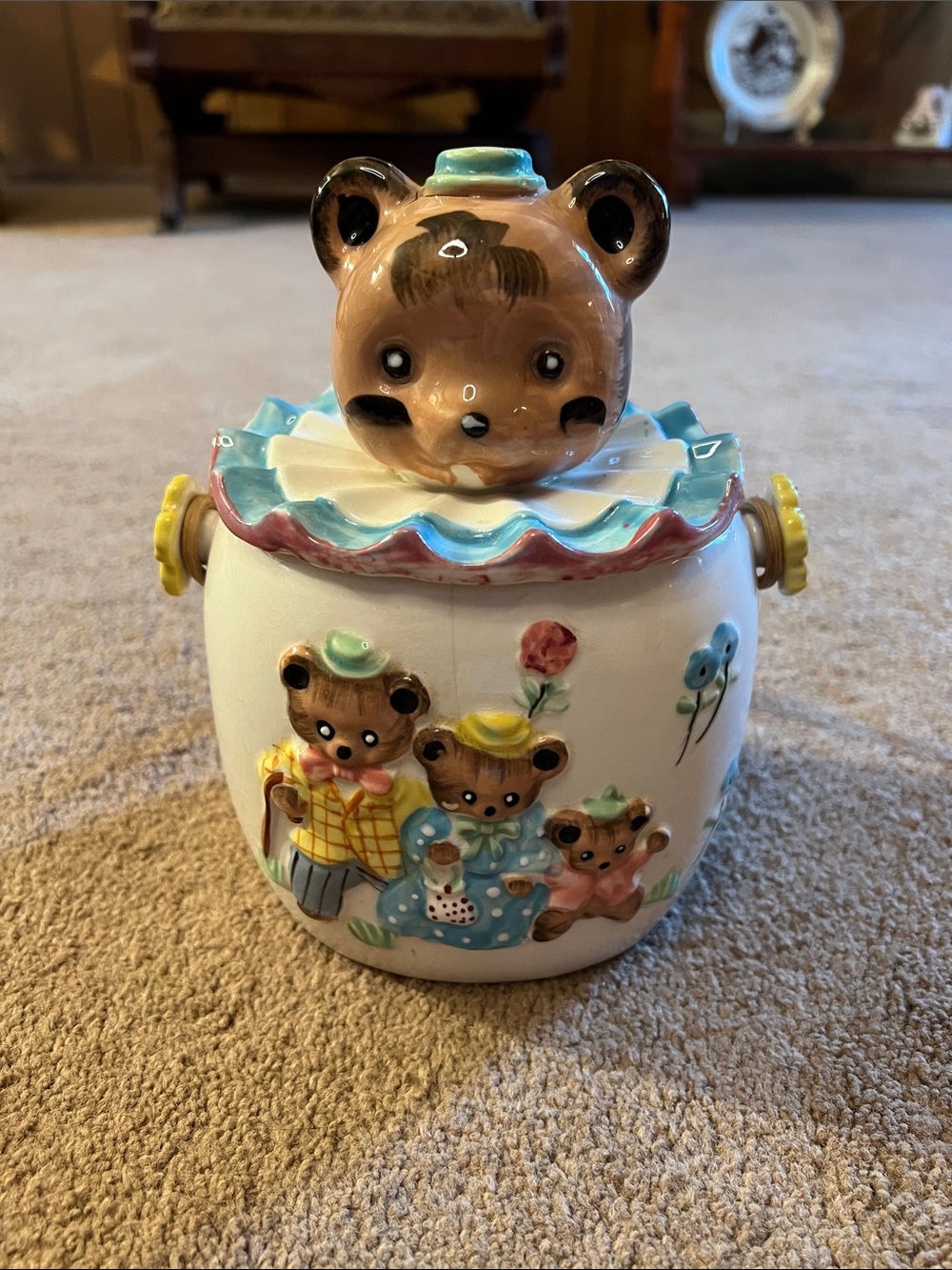 Ceramic Three Bears Cookie Jar – Brown & White Decorative Bear Family